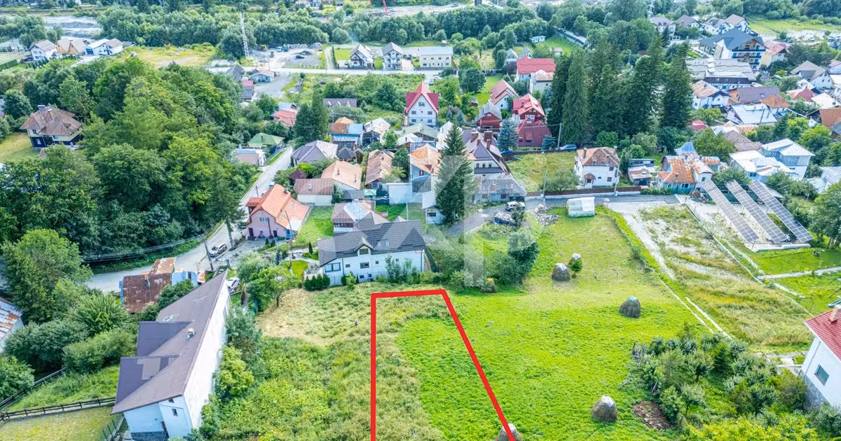 Teren Construcții intravilan de vânzare de 825 mp, în Bușteni