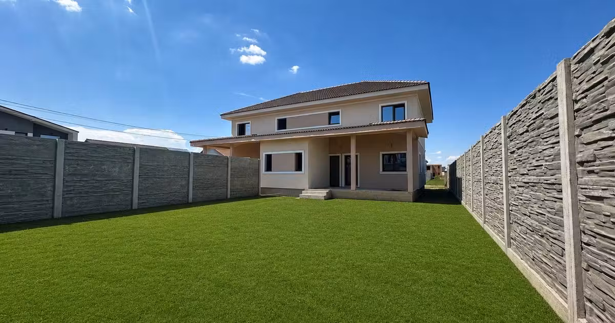 Duplex de vânzare cu 4 camere în Moșnița Veche