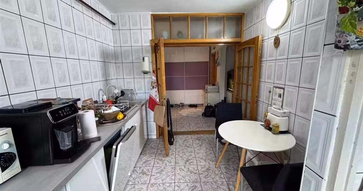 Apartament de vânzare cu 3 camere, mobilat în zona Ultracentral, Focșani
