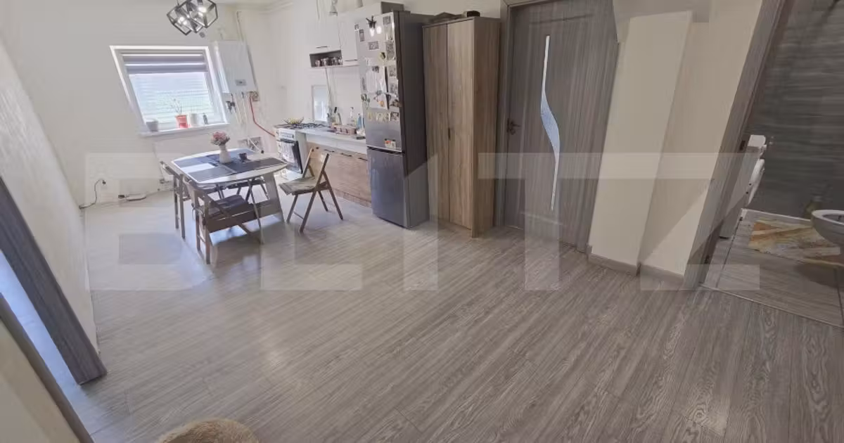 Apartament de vânzare cu 3 camere, mobilat în Apahida
