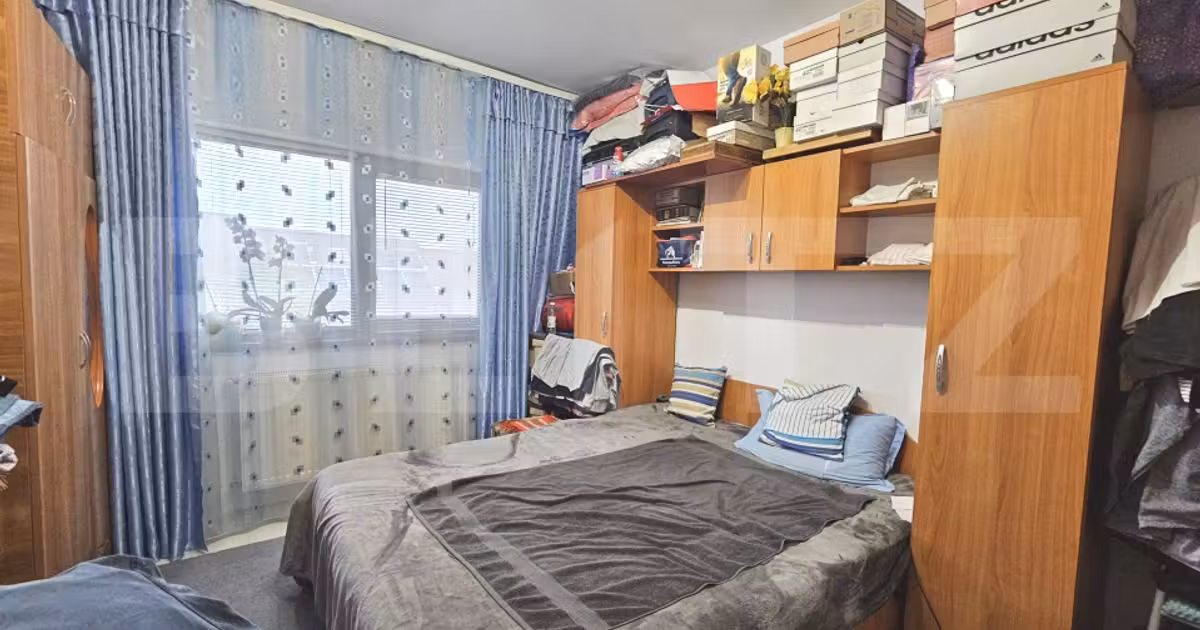 Apartament de vânzare cu 2 camere, mobilat în Valea Lupului