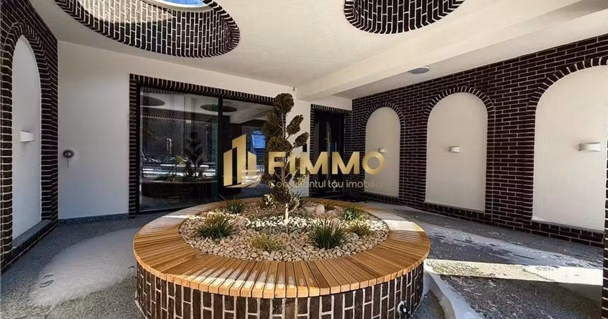 Apartament de vânzare cu 2 camere în zona Central, Suceava