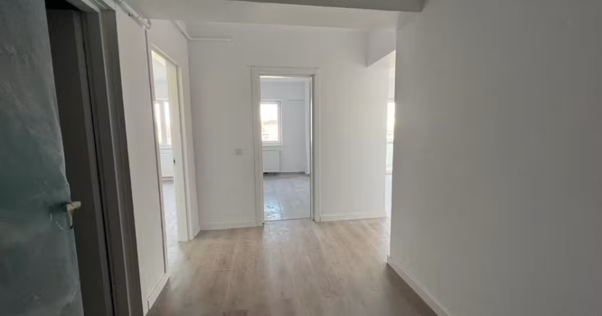 Apartament de vânzare cu 2 camere în zona Dacia, Iași