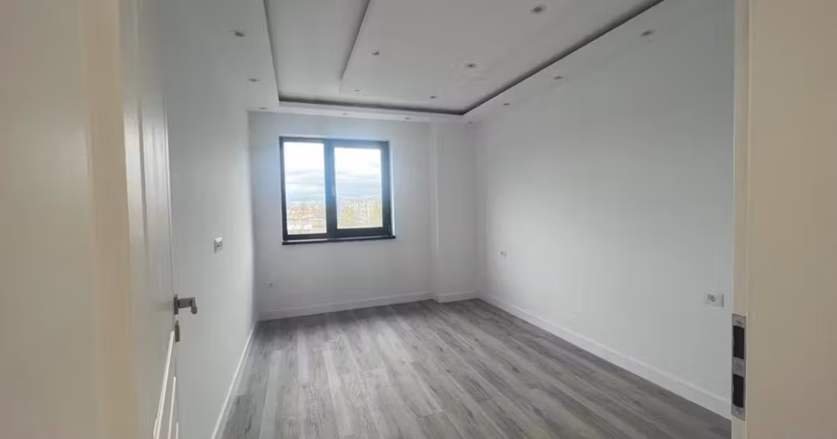 Apartament de vânzare cu 3 camere în zona Dacia, Iași