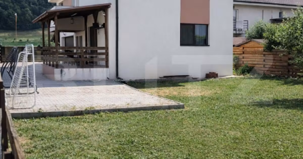 Casă individuală de vânzare cu 5 camere, mobilată în Gilău