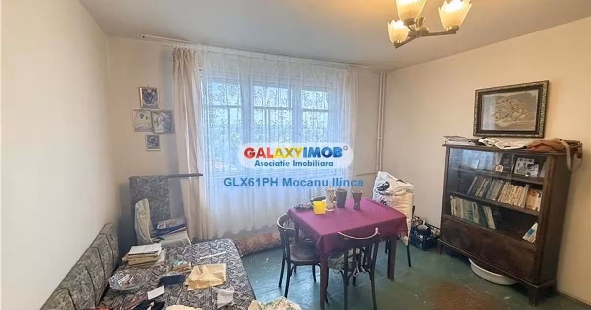 Apartament de vânzare cu 3 camere în zona Cina, Ploiești