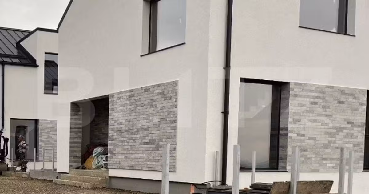 Casă individuală de vânzare cu 5 camere în zona Bună Ziua, Cluj-Napoca