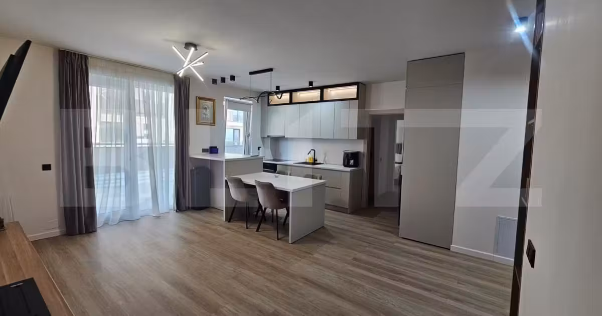 Apartament de vânzare cu 3 camere, mobilat în Florești