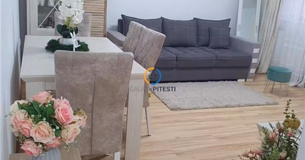 Apartament de vânzare cu 2 camere în zona Trivale, Pitești