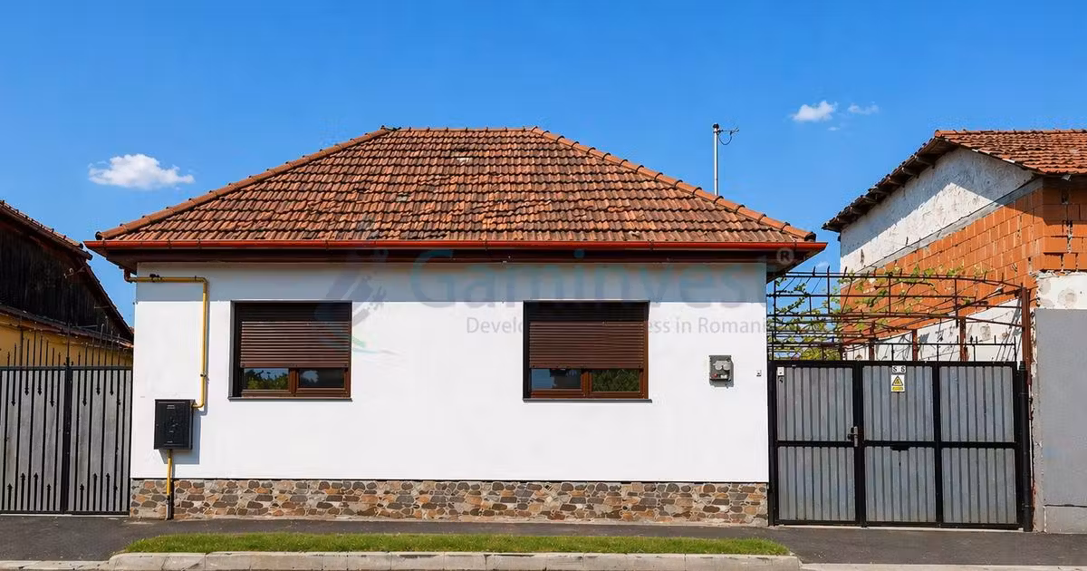 Casă individuală de vânzare cu 4 camere, mobilată în zona Dragoș Vodă, Oradea