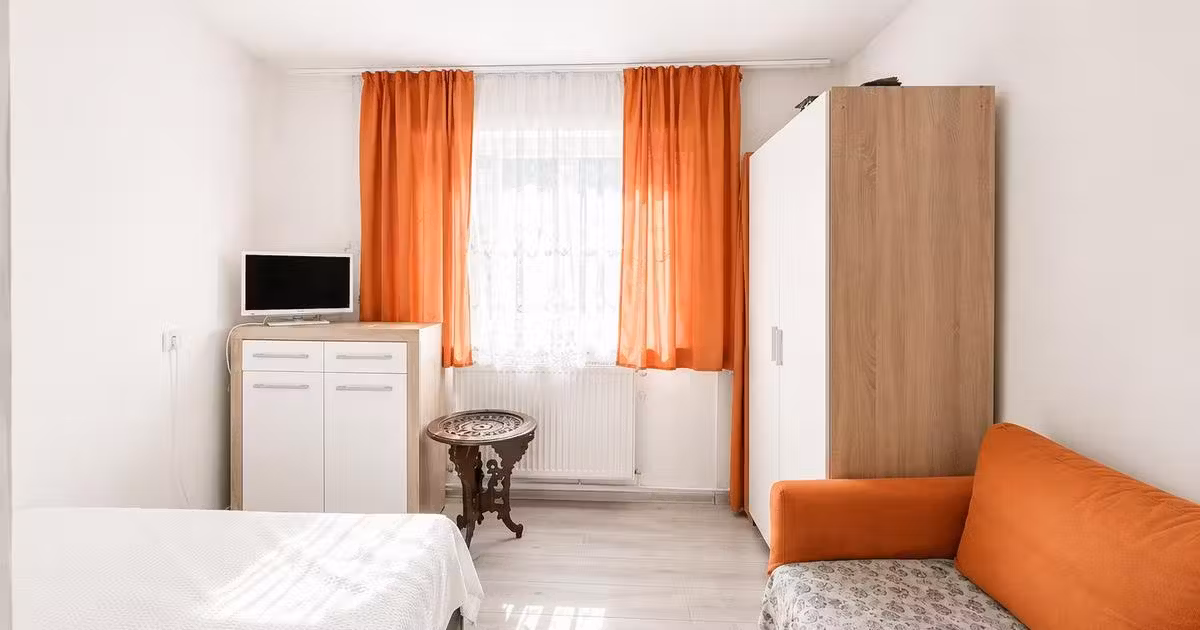 Apartament de vânzare cu 2 camere, mobilat în zona Nufărul, Oradea