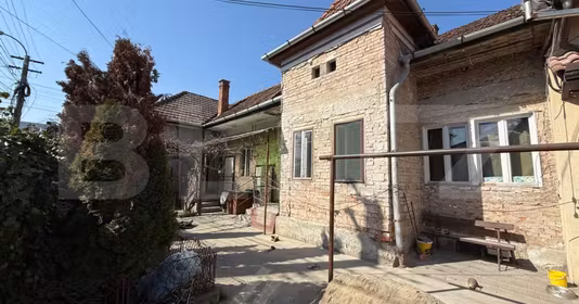 Casă Centru