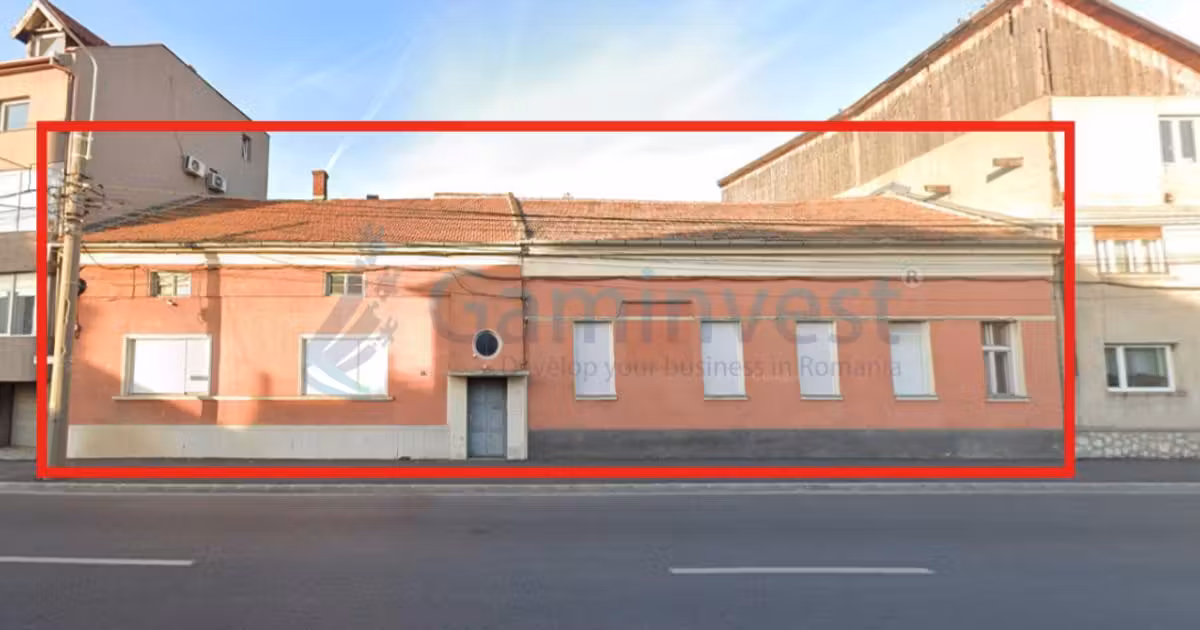 Casă individuală de vânzare cu 10 camere în zona Ultracentral, Oradea