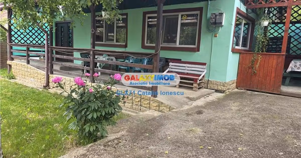 Casă de vânzare cu 5 camere, mobilată în Slănic