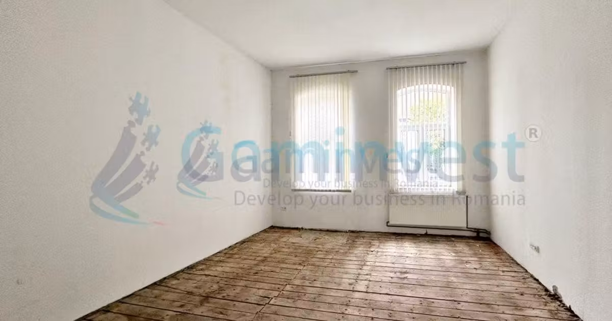 Casă individuală de vânzare cu 5 camere în zona Ultracentral, Oradea