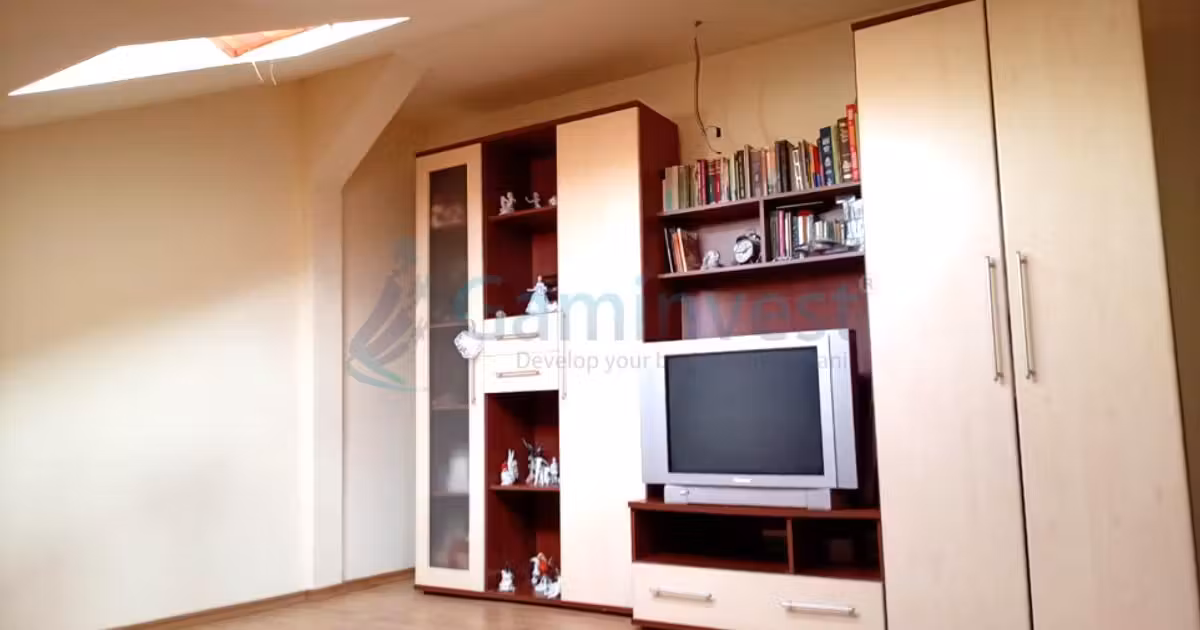 Apartament de vânzare cu 3 camere, mobilat în zona Nufărul, Oradea