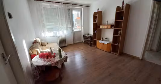 Apartament Cetate