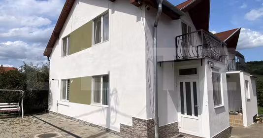 Casă Chinteni