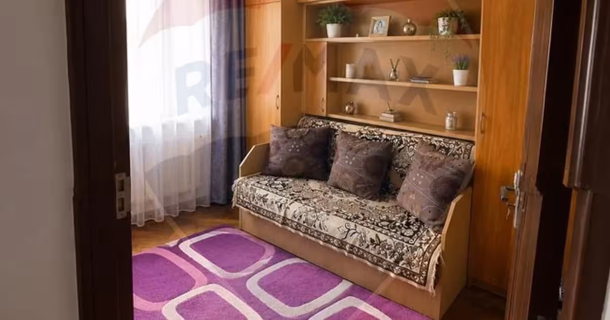 Apartament de vânzare cu 3 camere în zona Cetate, Alba Iulia