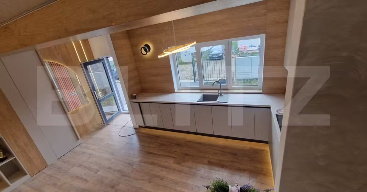 Duplex de vânzare cu 4 camere în Sânpetru