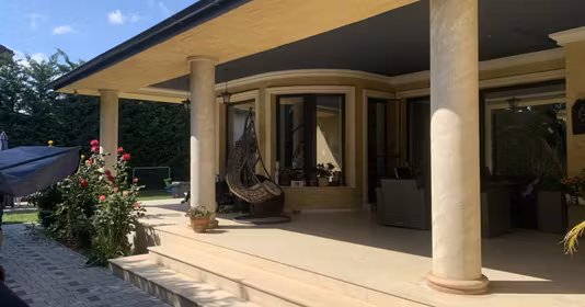 Casă Dumbrăvița