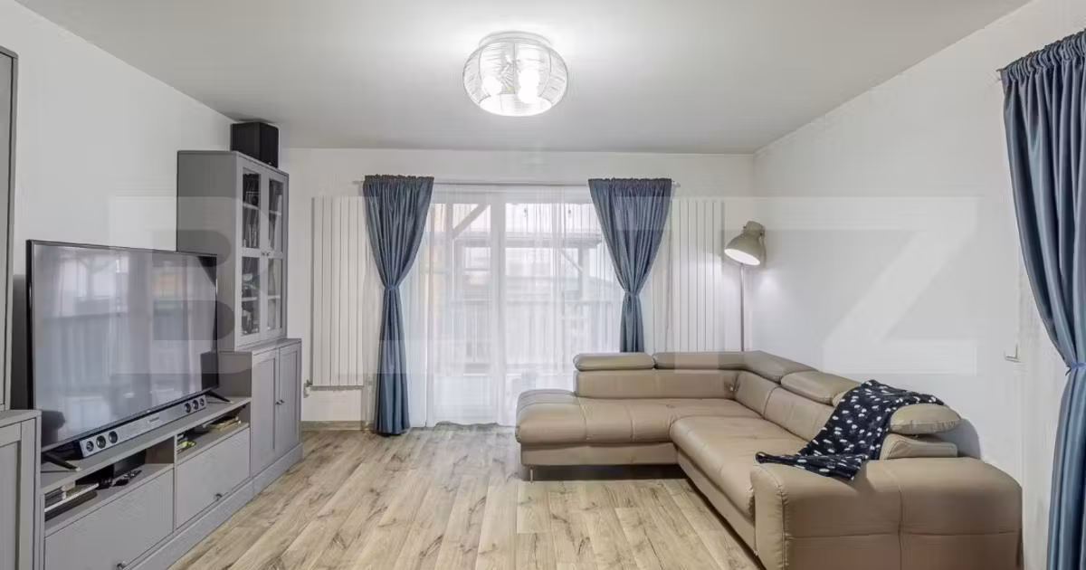 Casă individuală de vânzare cu 3 camere, mobilată în Tărlungeni