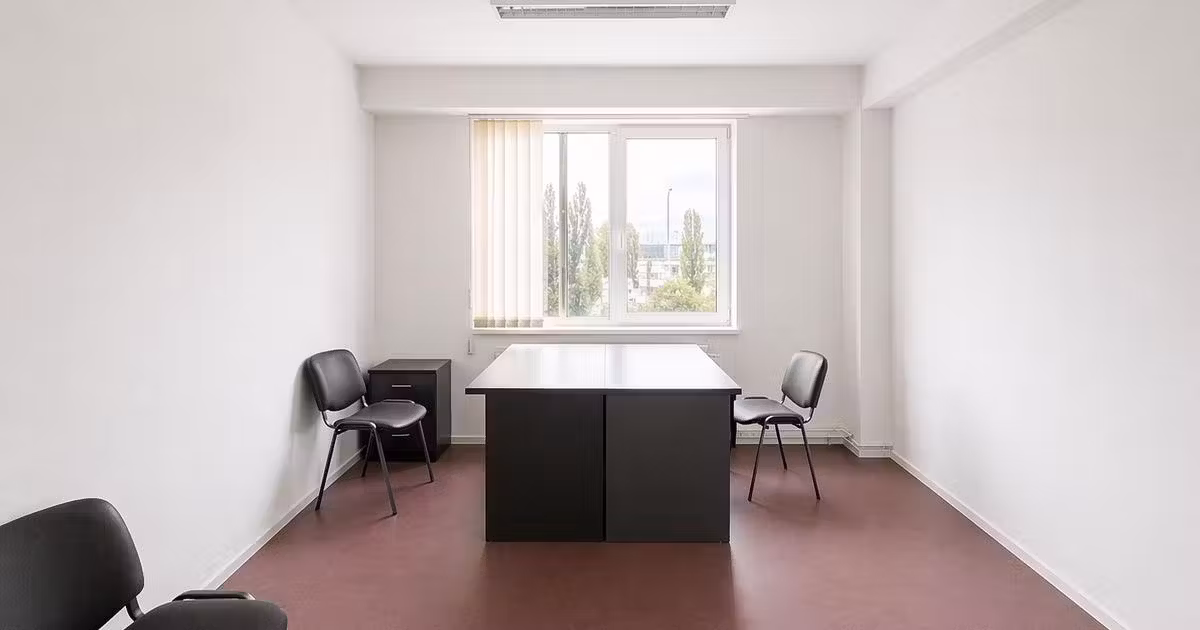 Birou · 1058 m², Rogerius, Oradea
