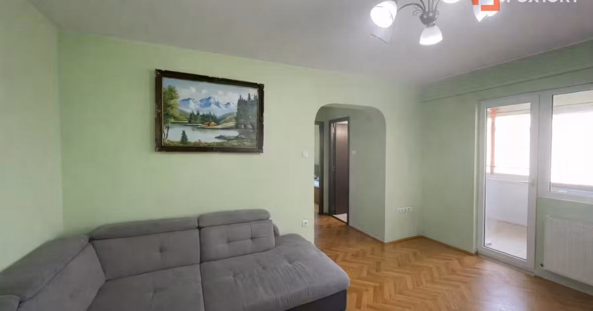 Apartament de vânzare cu 4 camere, mobilat în zona Aurel Vlaicu, Arad