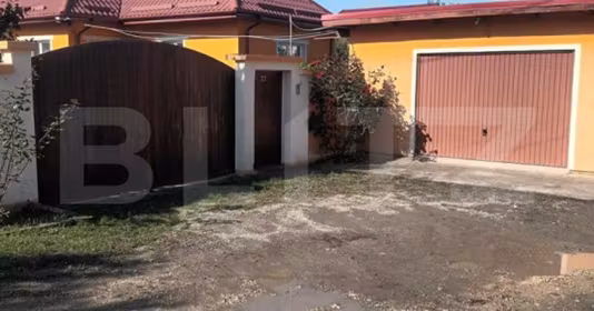 Casă Tractorul