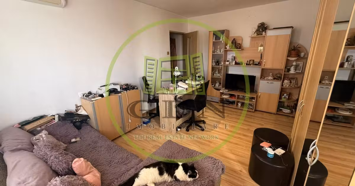 Apartament de vânzare cu 3 camere, mobilat în zona Craiovița Nouă, Craiova