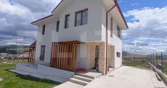 Casă Chinteni
