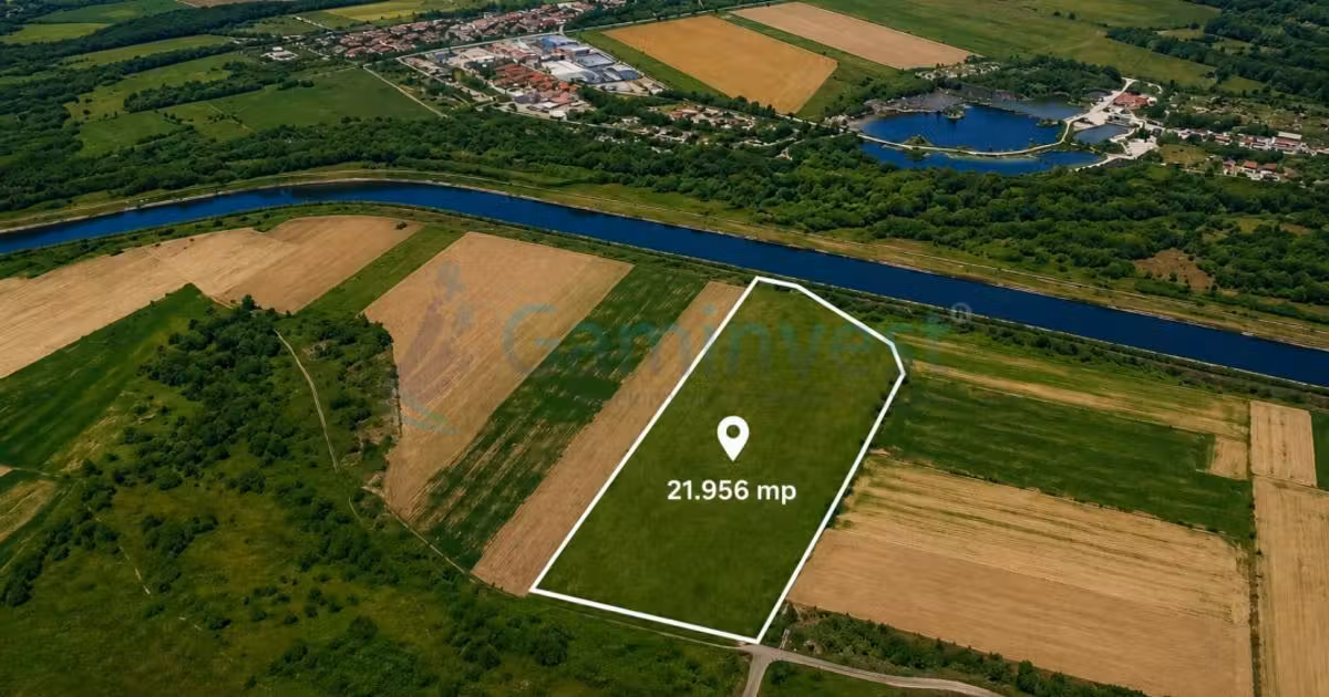 Teren agricol extravilan de vânzare de 21956 mp, în Săbolciu