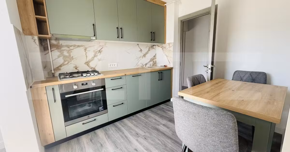 Apartament de vânzare cu 2 camere, mobilat în zona Tractorul, Brașov