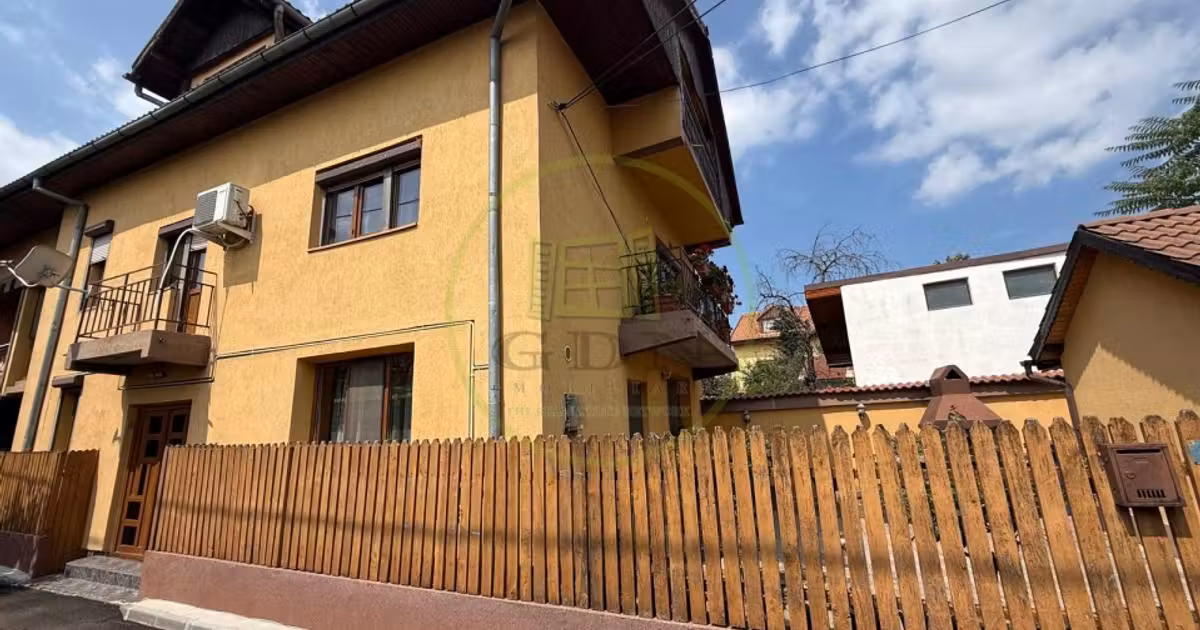 Casă individuală de vânzare cu 5 camere, mobilată în zona Rovine, Craiova