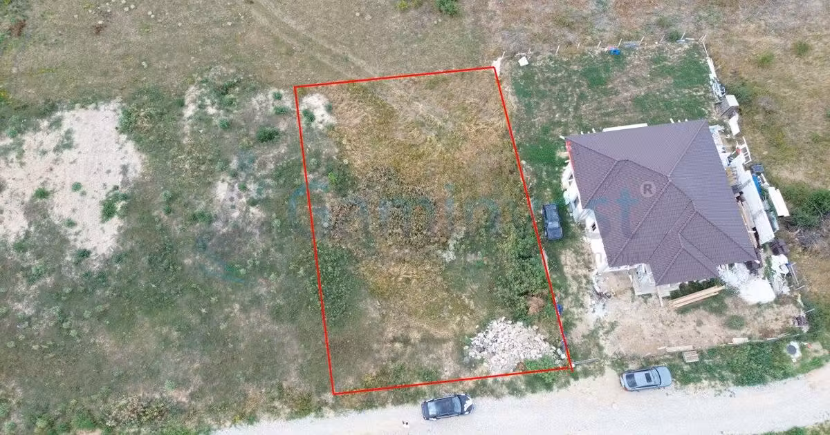 Teren Construcții intravilan de vânzare de 800 mp, în Sânmartin