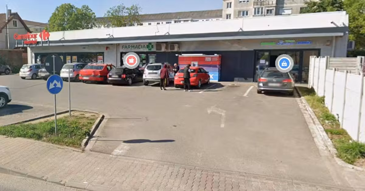 Spațiu comercial de vânzare de 966.00 mp, în Sânmartin