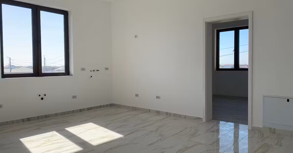Duplex de vânzare cu 3 camere, mobilat în Moșnița Veche