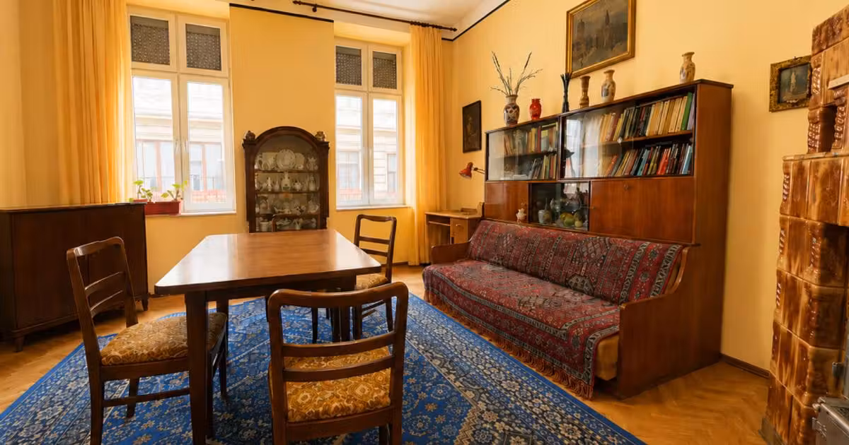 Apartament de vânzare cu 2 camere, mobilat în zona Central, Arad