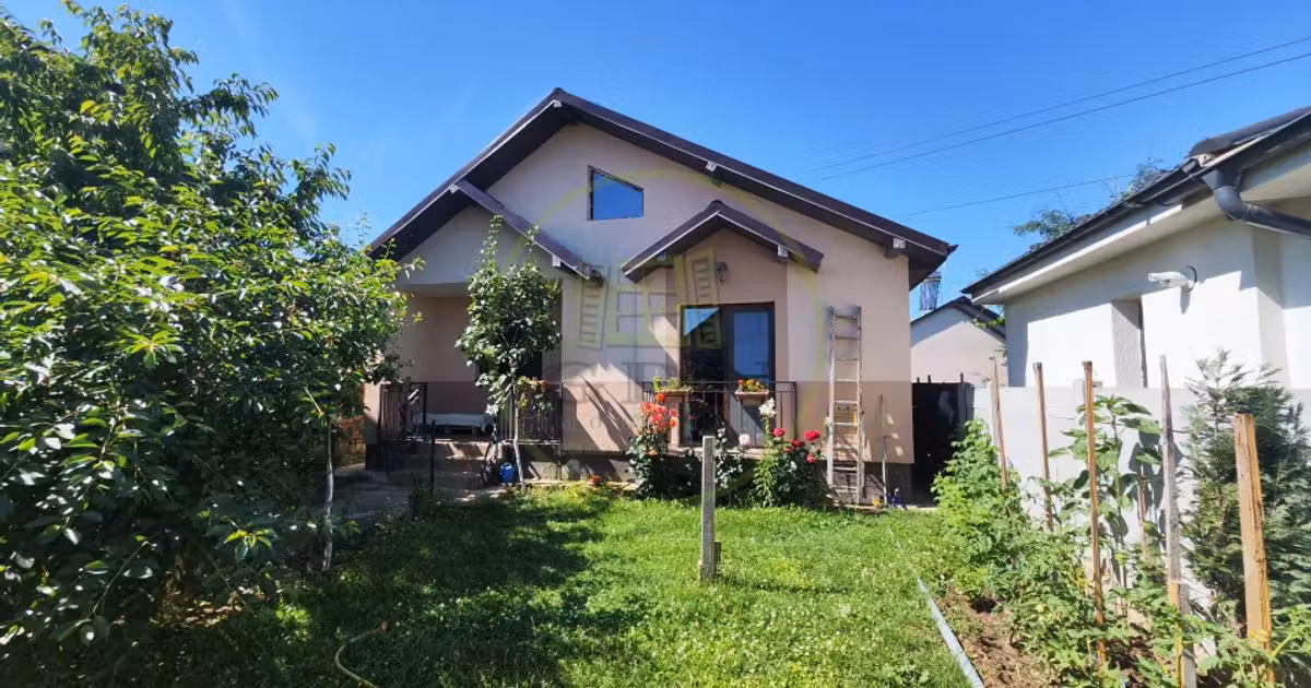 Casă individuală de vânzare cu 3 camere, mobilată în Malu Mare