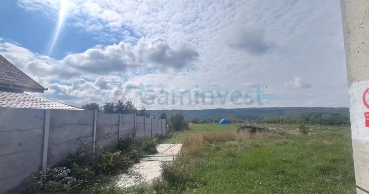 Teren Construcții intravilan de vânzare de 3250 mp, în Betfia