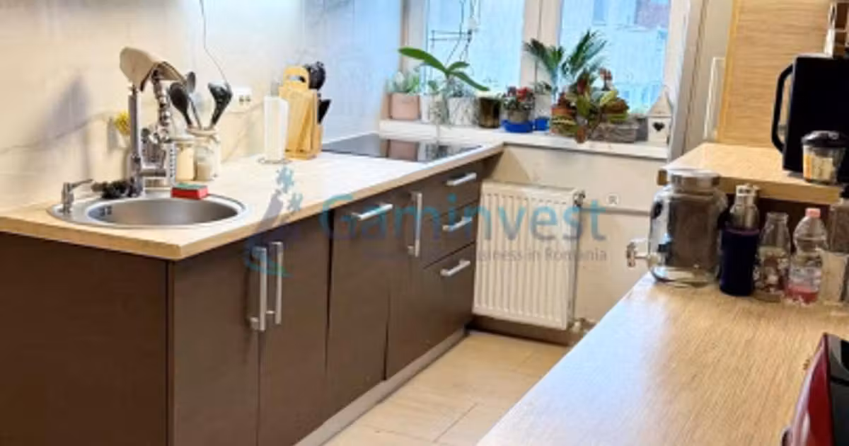 Apartament de vânzare cu 4 camere, mobilat în zona Iosia, Oradea