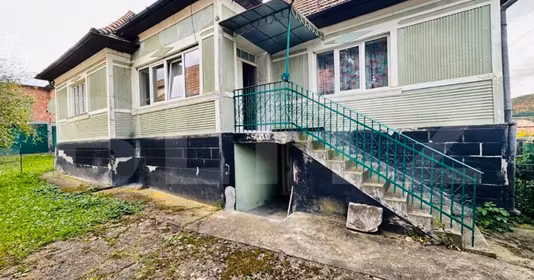 Casă Petreștii de Mijloc