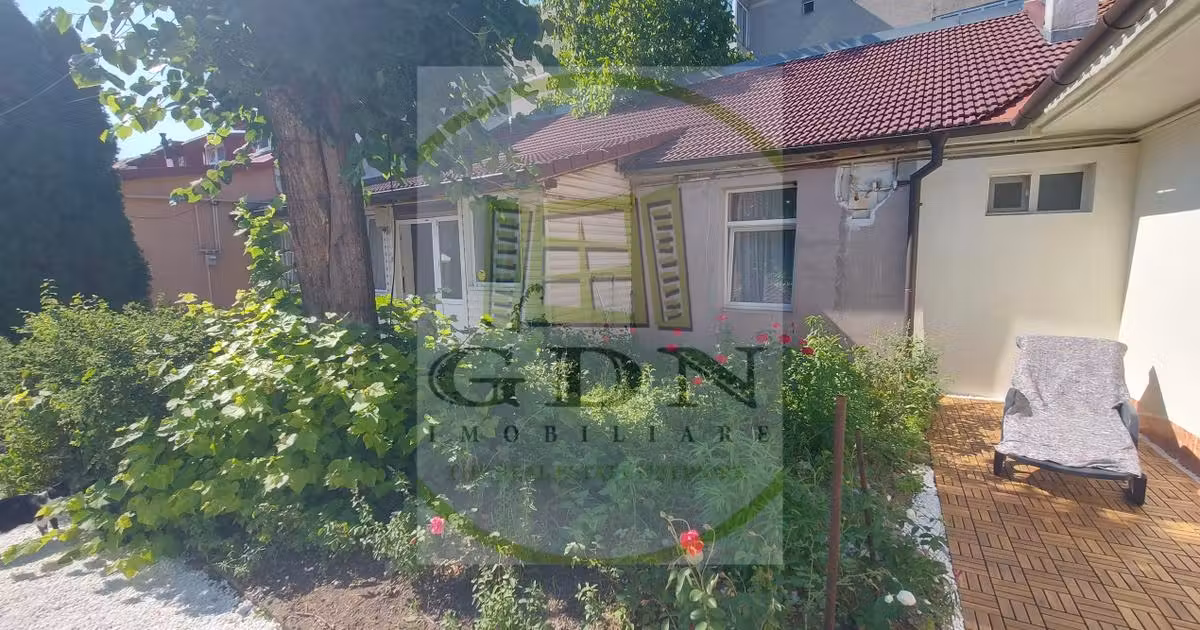 Casă individuală de vânzare cu 3 camere, mobilată în zona Centrul Civic, Brașov