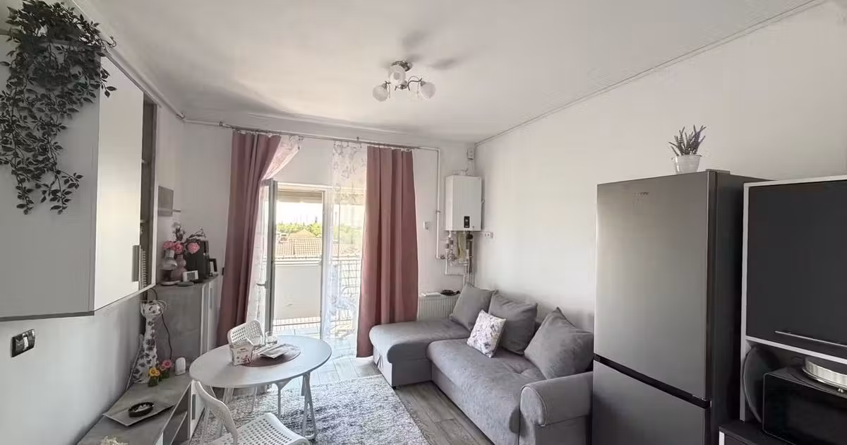 Apartament de vânzare cu 2 camere, mobilat în zona Gai, Arad