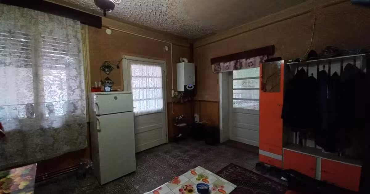 Casă individuală de vânzare cu 6 camere, mobilată în Ghiroda