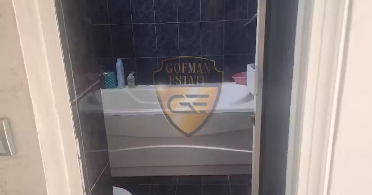 Apartament de vânzare cu 4 camere, mobilat în zona Inel I, Constanța