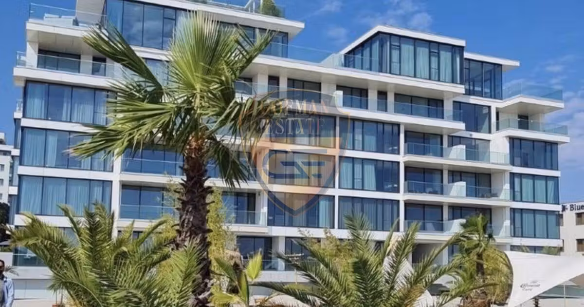 Apartament de vânzare cu 3 camere, mobilat în Mamaia
