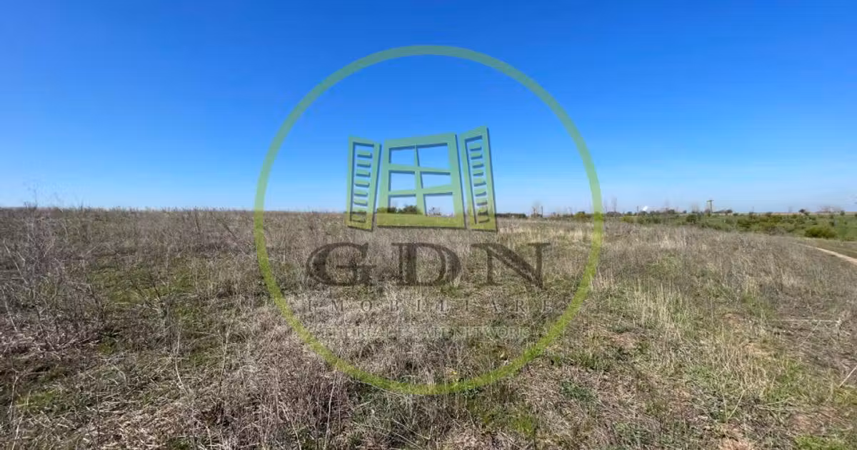 Teren agricol intravilan de vânzare de 1111 mp, în Ghercești