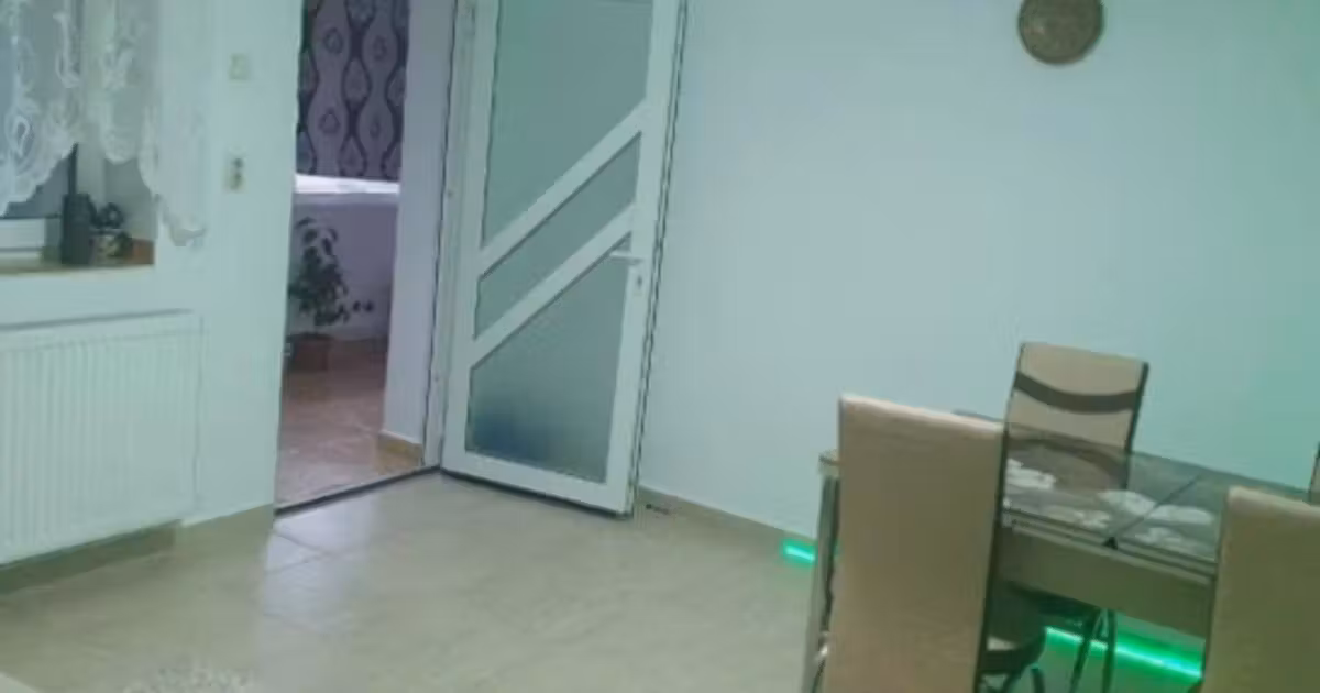 Casă individuală de vânzare cu 3 camere, mobilată în Velț