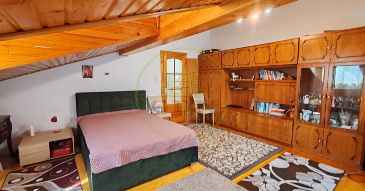 Apartament de vânzare cu 3 camere, mobilat în zona Central, Sibiu